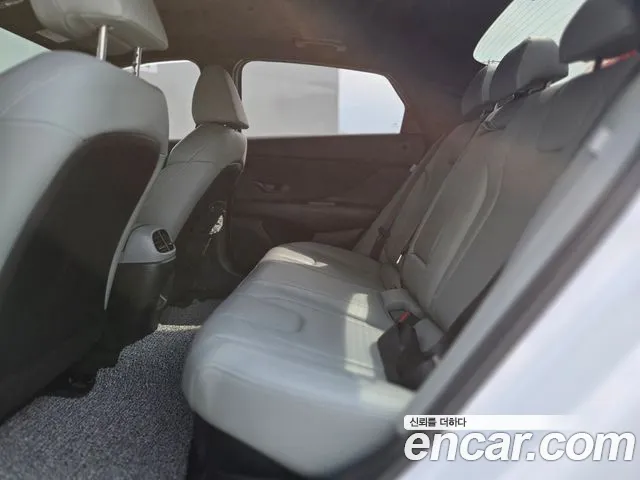 Hyundai Avante CN7 — Фото автомобиля 19