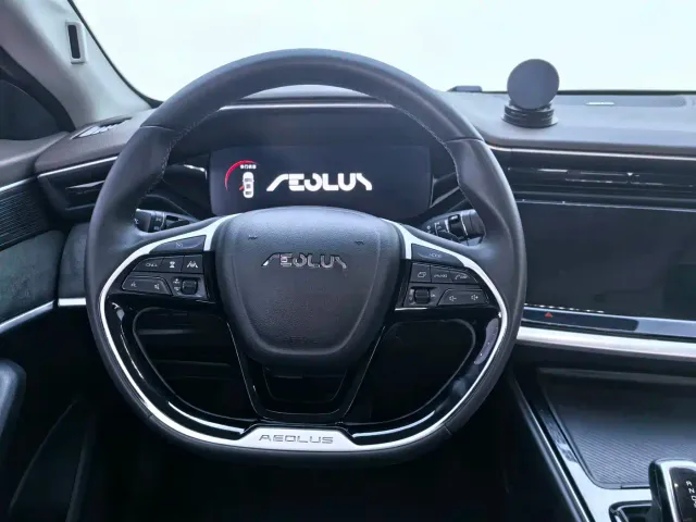 Dongfeng Yixuan MAX — Фото автомобиля 6