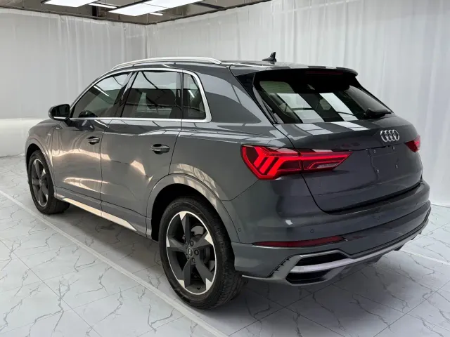 Audi Q3 — Фото автомобиля 4