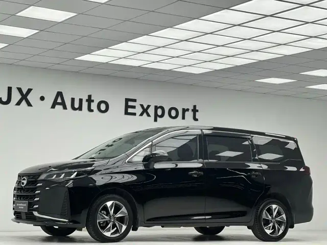 GAC Trumpchi M6 — Фото автомобиля 11