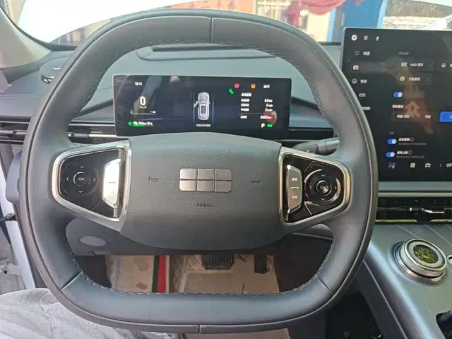 Geely Galaxy E5 — Фото автомобиля 10