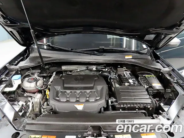 Volkswagen Tiguan — Фото автомобиля 18