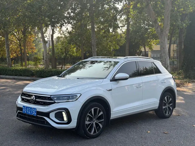 Фотография автомобиля — Volkswagen T-Roc