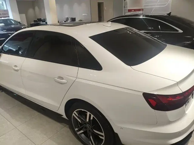 Audi A4L — Фото автомобиля 4