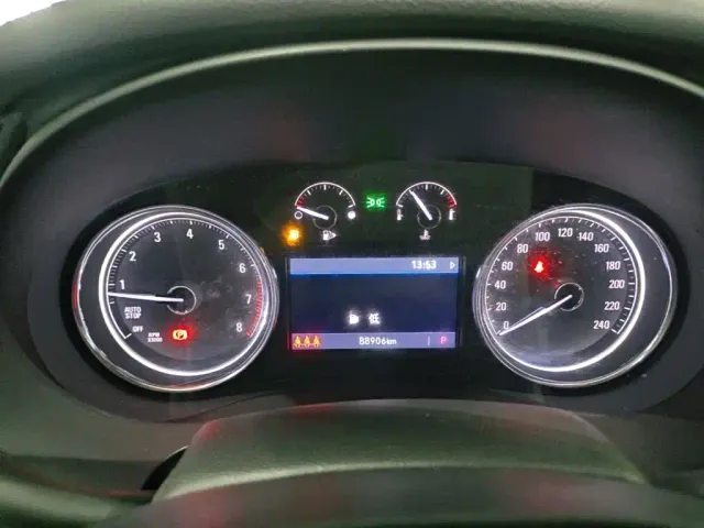 Buick LaCrosse — Фото автомобиля 11