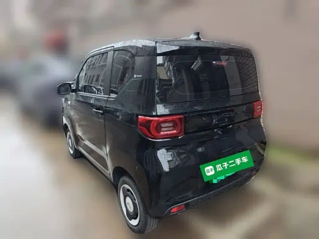 Wuling Hongguang Mini EV — Фото автомобиля 6