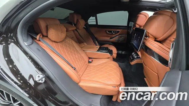 Mercedes-Benz S-Class — Фото автомобиля 29