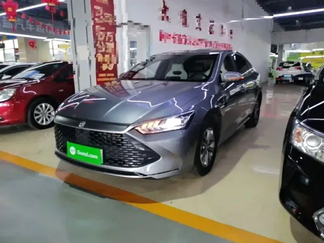 Фотография автомобиля — BYD Qin PLUS