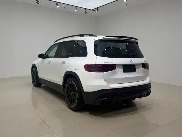 Mercedes-Benz GLB AMG — Фото автомобиля 10