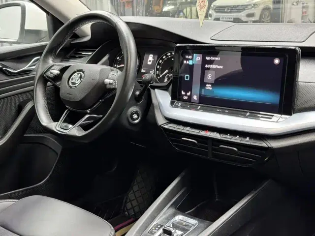 Skoda Octavia — Фото автомобиля 7