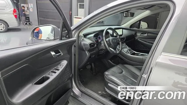 Hyundai Santafe Новый Santa Fe Дизель 2.2 4WD — Фото автомобиля 10