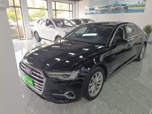 Фотография автомобиля — Audi A6L