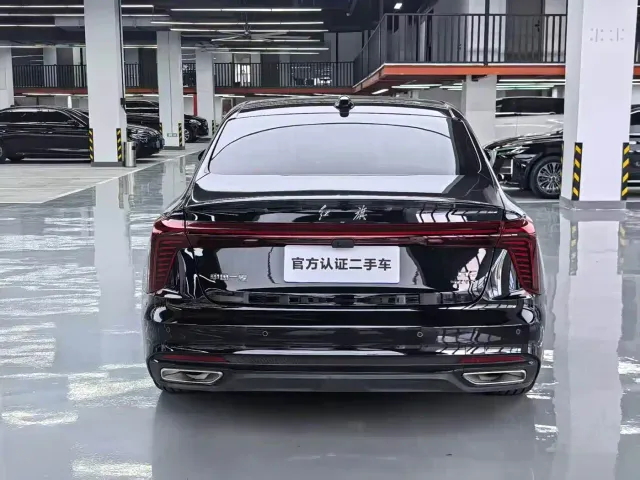 Hongqi H5 — Фото автомобиля 14