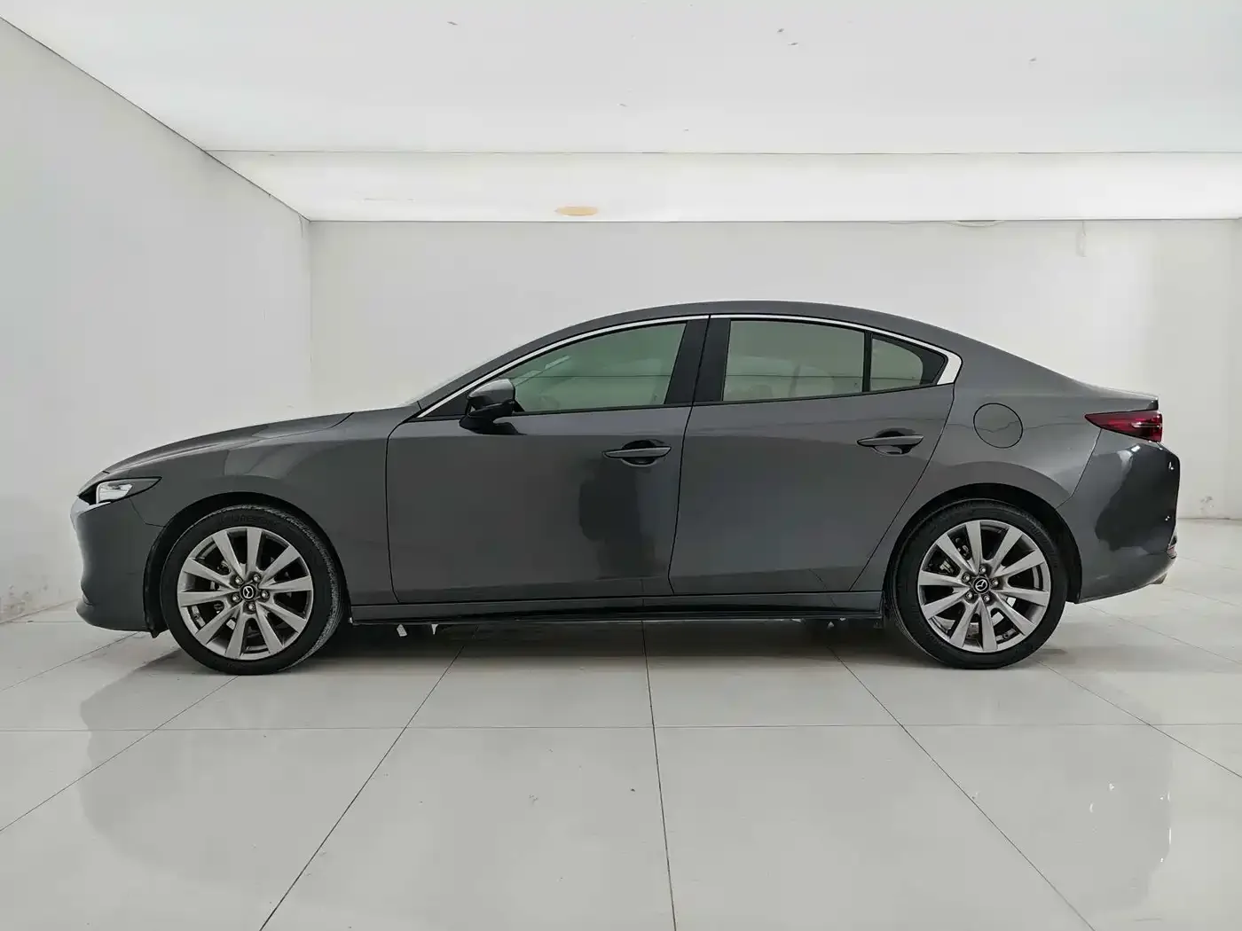 Mazda Mazda3 Axela 2021 2.0L Automatic Quality Elegance — Фото автомобиля 7