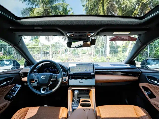 Toyota Avalon — Фото автомобиля 9