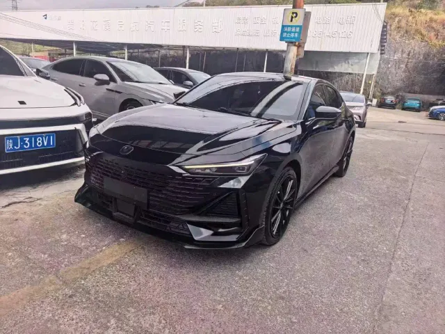Фотография автомобиля — Changan UNI-V