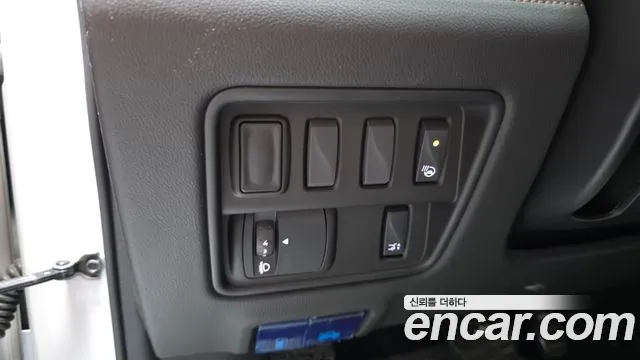 Renault-KoreaSamsung QM6 Новый QM6 2.0 GDe Première 2WD — Фото автомобиля 5