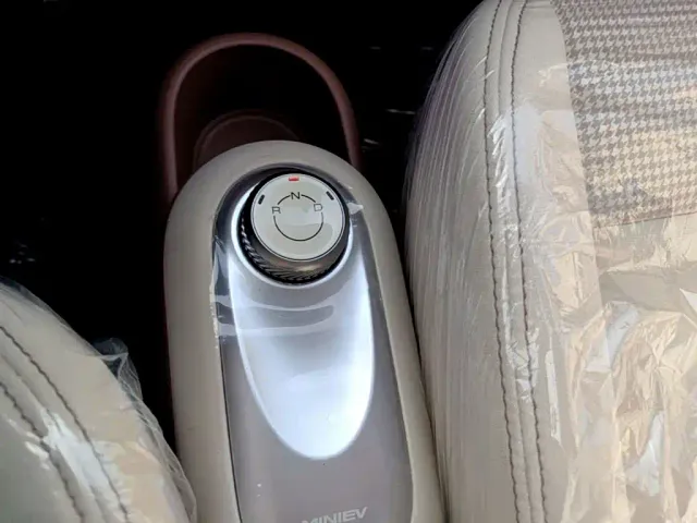 Wuling Hongguang Mini EV — Фото автомобиля 13