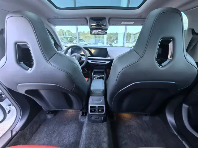 BMW 2 Series — Фото автомобиля 9