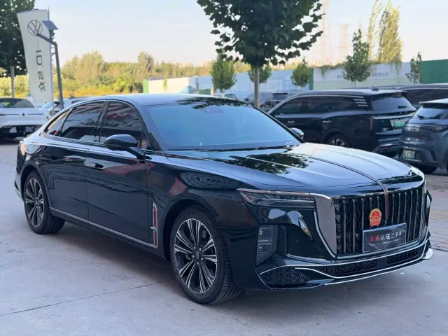 Hongqi H9 — Фото автомобиля 6