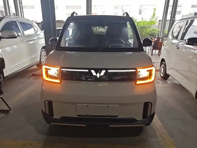 Wuling Hongguang Mini EV — Фото автомобиля 2
