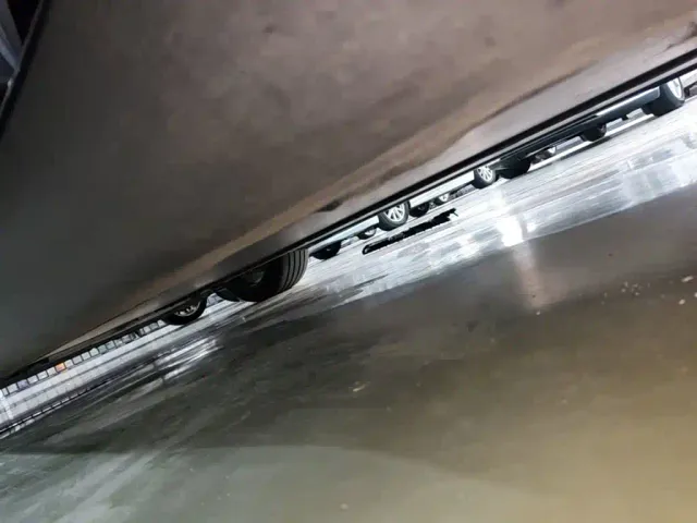 Tesla Model Y — Фото автомобиля 21