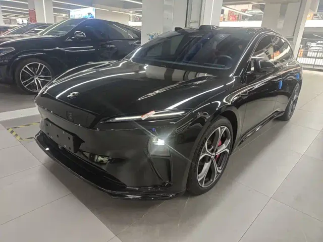 Фотография автомобиля — Nio ET5 Touring