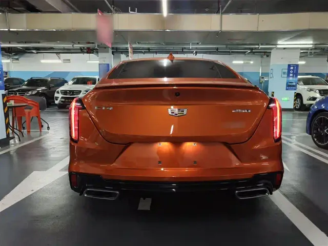 Cadillac CT4 — Фото автомобиля 5
