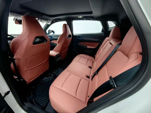Changan X5 Plus — Фото автомобиля 8