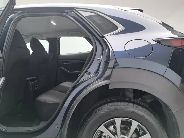 Mazda CX-30 — Фото автомобиля 15