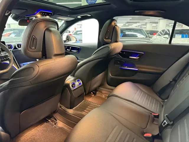 Mercedes-Benz C-Class — Фото автомобиля 7