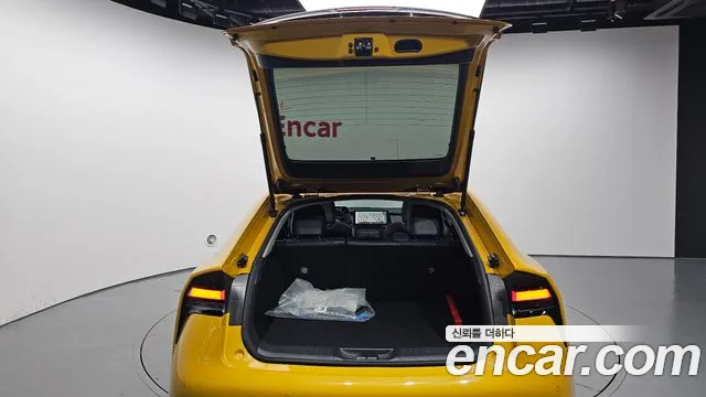 Toyota Prius — Фото автомобиля 20