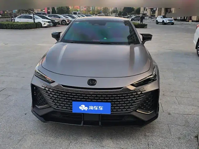 Changan UNI-V — Фото автомобиля 2