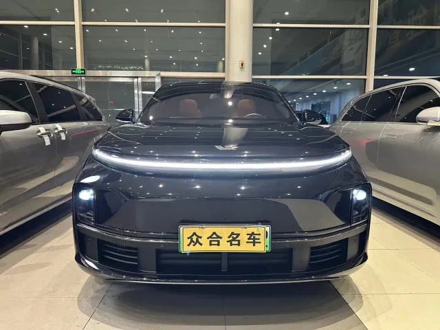 Li Auto L7 — Фото автомобиля 2