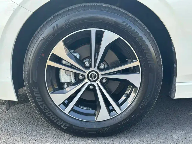 Nissan Sylphy — Фото автомобиля 7