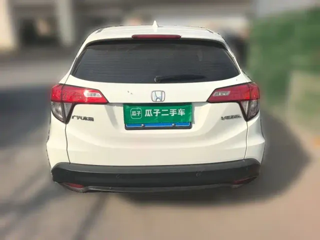 Honda Vezel — Фото автомобиля 5