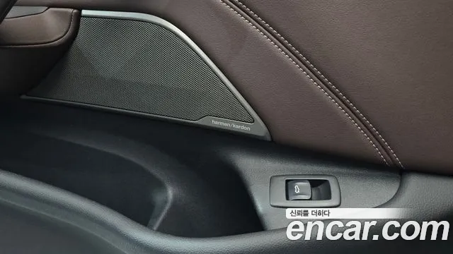 BMW 5 Series G30 — Фото автомобиля 29