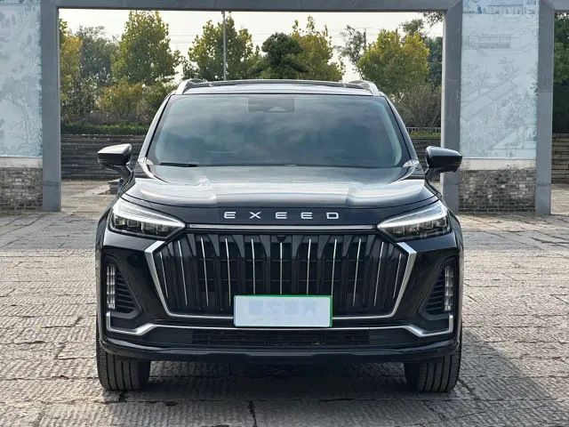 Exeed VX — Фото автомобиля 2
