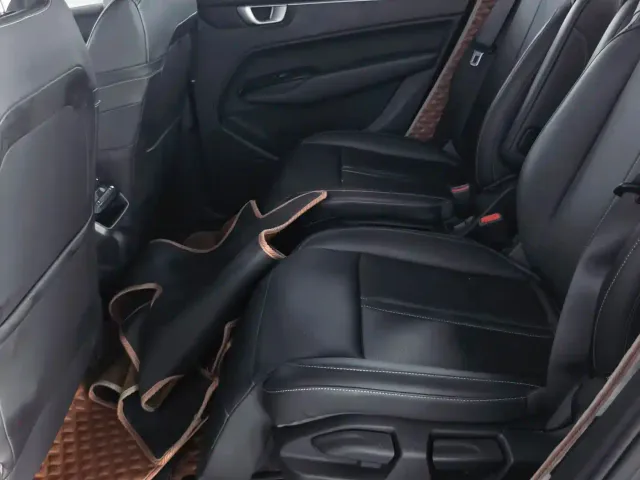 Wuling Victory — Фото автомобиля 10