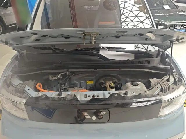 Wuling Hongguang Mini EV — Фото автомобиля 19