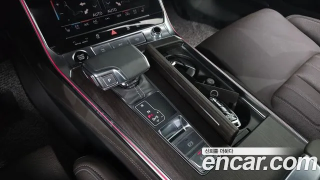 Audi A7 4K — Фото автомобиля 12