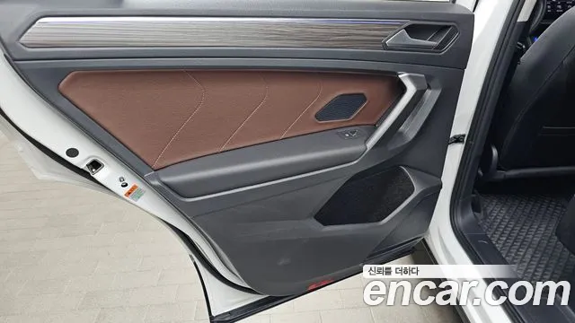 Volkswagen Tiguan — Фото автомобиля 21