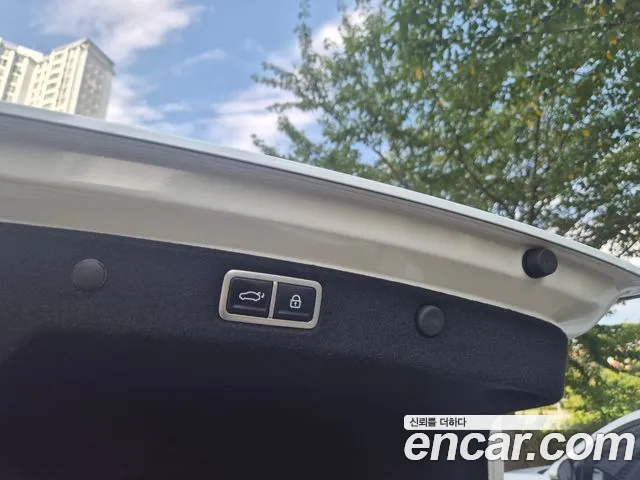 Hyundai Grandeur Grandeur (GN7) — Фото автомобиля 16