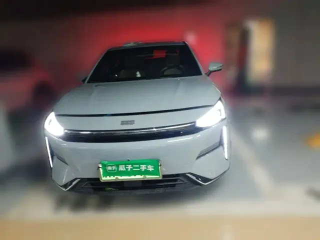 Geely Galaxy L6 — Фото автомобиля 2