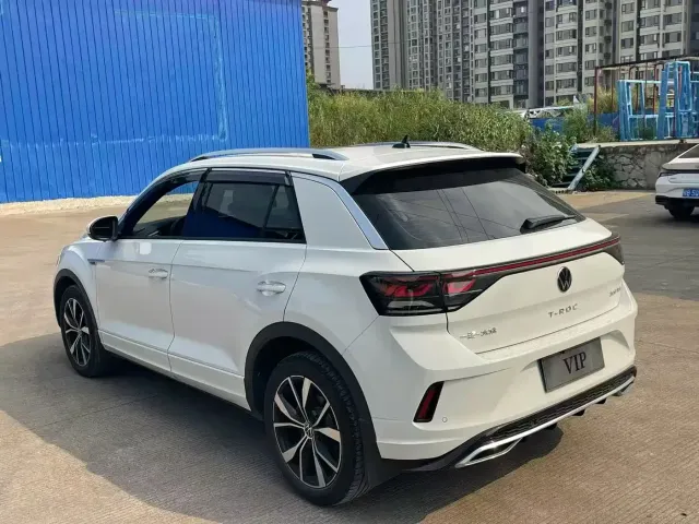 Volkswagen T-Roc — Фото автомобиля 9