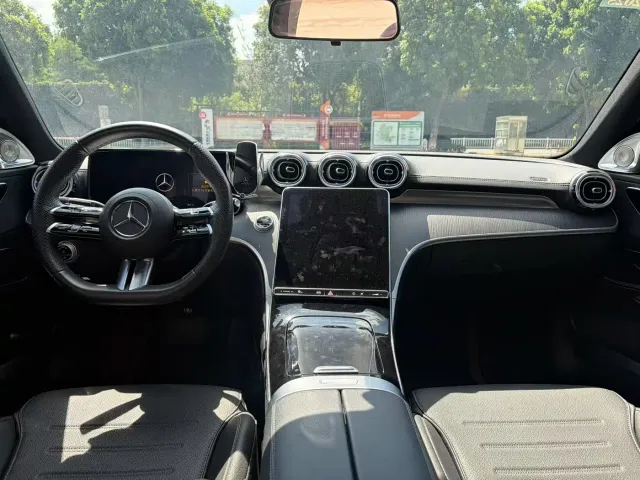 Mercedes-Benz C-Class — Фото автомобиля 5