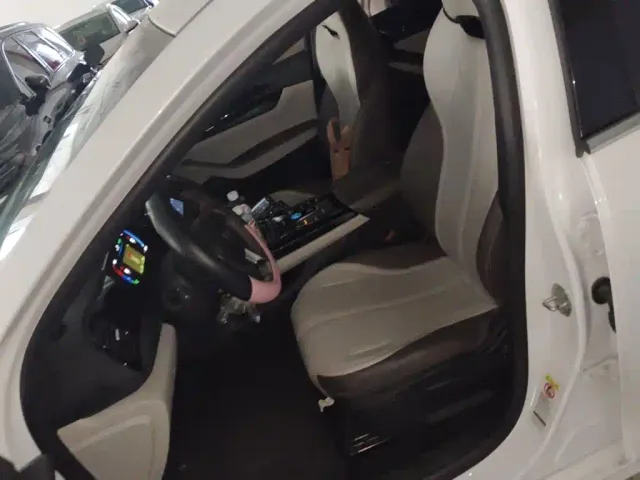 BYD Qin PLUS — Фото автомобиля 11
