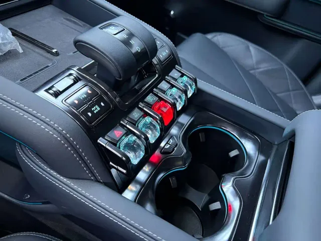 BYD FangChengBao Leopard 5 — Фото автомобиля 9