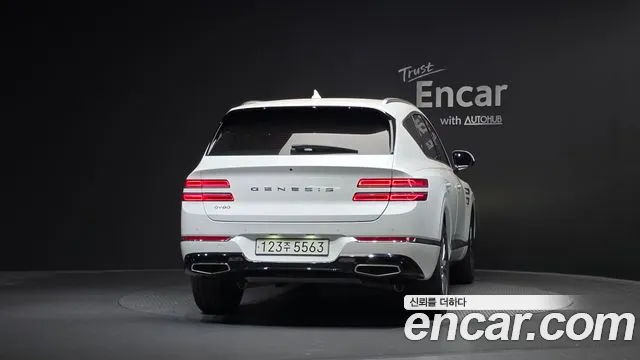 Genesis GV80 — Фото автомобиля 4