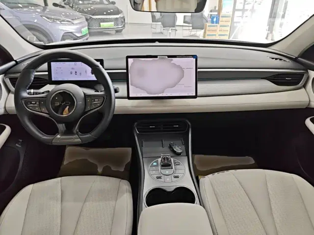 BYD Seal 05 DM-i — Фото автомобиля 9